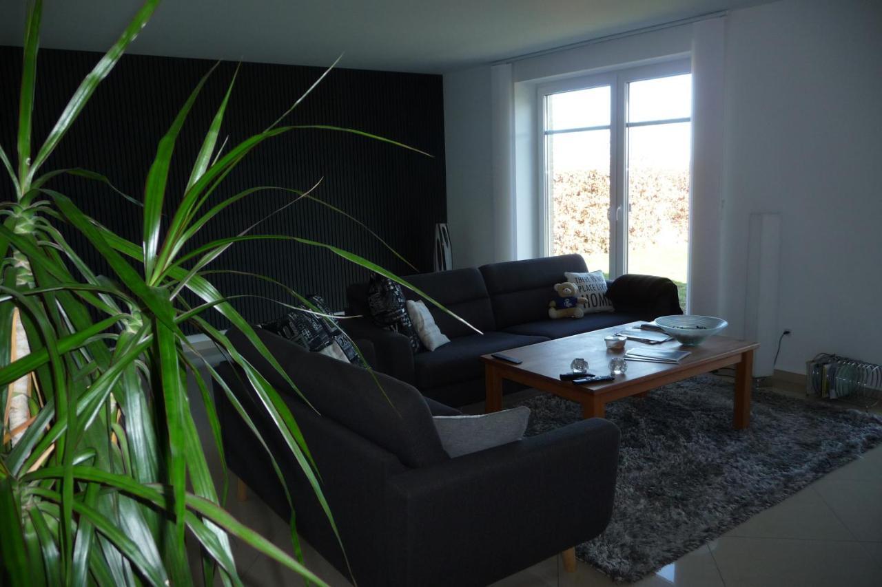 Vaerelse I Augustenborg I Stor Villa Luaran gambar